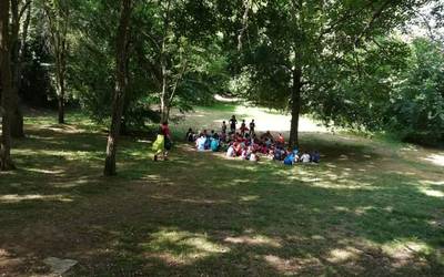 Bernedo: pedofilia, histeria, transfobia eta eskuin muturraren esku ez horren ikusezina