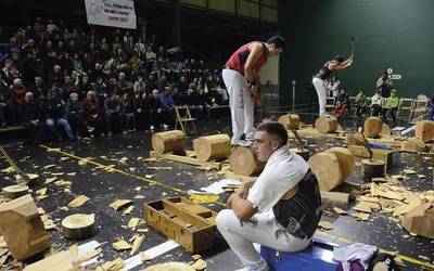 Euskal Herriko lehen mailako aizkolari txapelketaren kanporaketa urriaren 4an jokatuko dute Donezteben