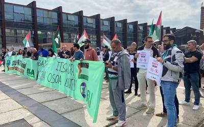 [ARGAZKI GALERIA]: ELA sindikatuak Israeli boikot egitera deitu du