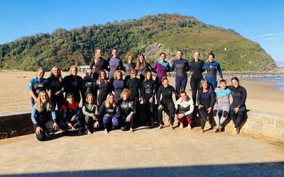 Orioko emakumeen surf topaketa, larunbat goizerako