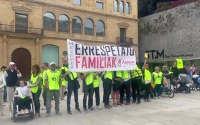 Gipuzkoa Aspacek elkarretaratzea egin du Donostian ospatu den Aspace Egunean