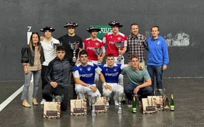 Galarza eta Sotil nagusi, Erleren eta Apezetxearen kontrako finalean