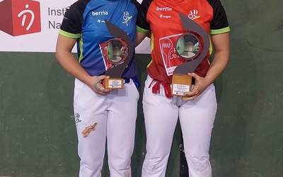 Galeanok jantzi du Plazaz Plazako txapela