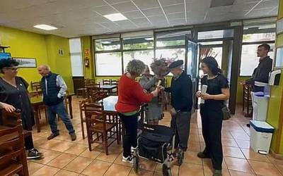 Ehun urteko etxarriarra