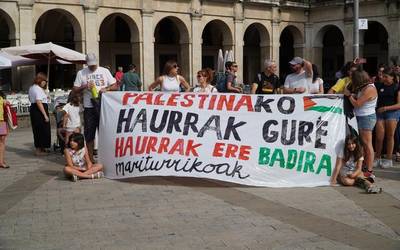 Bi urteko genozidioa, bi urteko isiltasuna