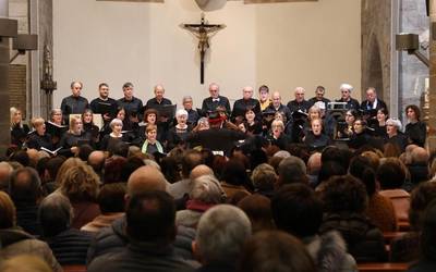 Goikobalu eta Leitzako Jeiki abesbatza, zapatuan, elkarrekin