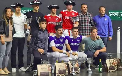 Beñat Apezetxea goizuetarra txapedunorde izan da Oñatiko 42. San Miguel pilota txapelketan