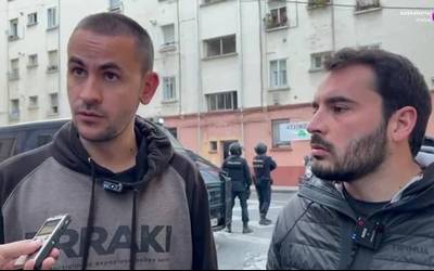 "Etxerik gabe geratuko den Burlatako familiak ez du etxebizitza aukerarik oraingoz"