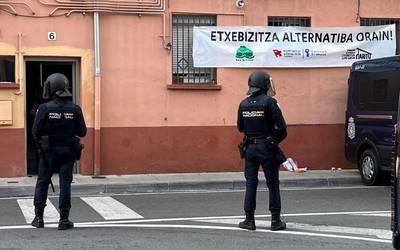 Etxegabetzea gauzatu dute Burlatan