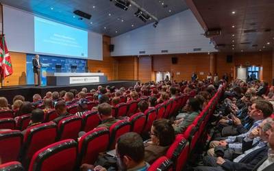 Botere guneetan, gardentasun bila