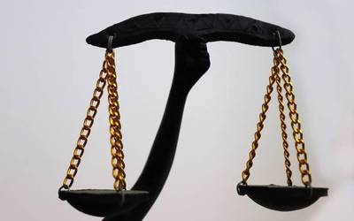 Bake epaile titularra eta ordezkoa hautatzeko deialdia zabaldu du Orioko Udalak