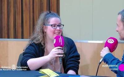 Aitziber Mendiluze: “Momentu garrantzitsu asko galtzen ditugu teknologiak gehiegi erabiltzeagatik”