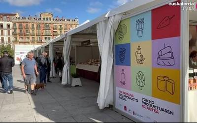 Tokiko produktuen azoka, Gazteluko plazan