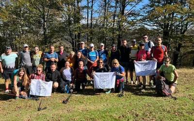 Anaitasuna mendi bazkunaren eskutik, Aldude mendikate ingurua ezagutu dute mendizaleek