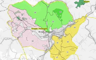 Hainbat poligonotako lursailen mugarrien planoak eta koordenatuak, liburuxka batean jasota