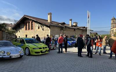 Bakaiku txiki geratu zen