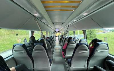 Lurraldebusek gutxieneko zerbitzuak izango ditu bihar