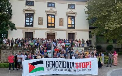 Palestinako genozidioa salatzeko lanuzteak bihar Durangaldean