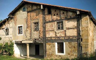 Zamudioko Kadaltso baserria birgaitzeko lanen bisita gidatua zapatuan