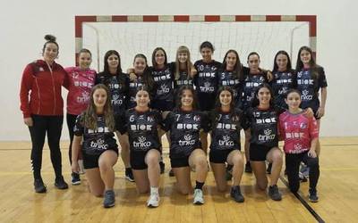 Kadete mailako eskubaloi derbia jokatuko dute BKTko eta Errekako neskek