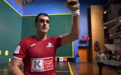 Ezkurdiak eta Bakaikoak hautagaitza aurkeztu dute