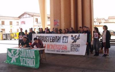 "Biomasa hasteko, ondoren beste hondakinak erretzeko"