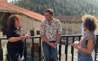 Tokiko entitate txiki izateko bidea ireki zaio Angiozarri