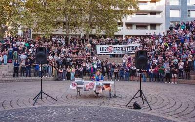 Urriaren 12ko Ertzaintzaren bortizkeria salatu dute dozenaka herritarrek