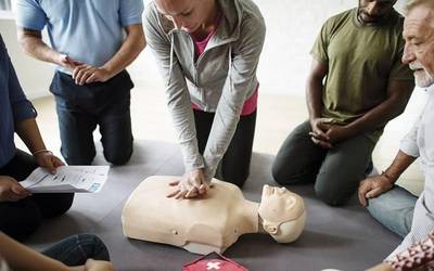 Bihotz-biriketako geldialdien inguruko aholkuak Lesakako Osasun Zentroaren eskutik