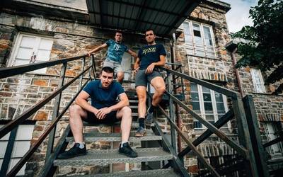 Berandu Baino Lehen taldearen disko berria