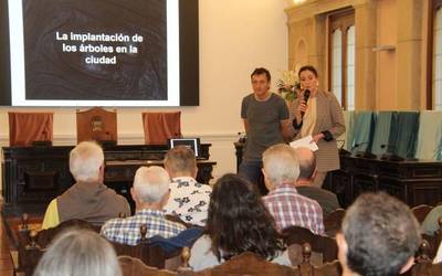 Durangoko kaleetako zuhaitzen inbentarioa aurkeztu dute