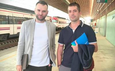 Amurrioko eta Urduñako Udalek Renfe eta Adifeko ordezkariekin herritarren kexak eta eskaerak helarazteko bilera egin dute