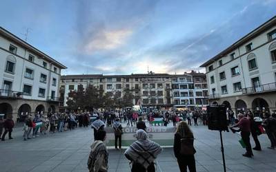 Zornotza Palestinarekin plataformak Israelen aurkako boikot ekonomikoagaz bat egin du