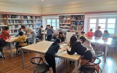 Liburutegiak jarraitzen du Liburutegiaren Nazioarteko Egunaren bueltako egitarauarekin