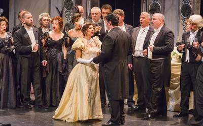 'La Traviata' opera izango da azaroaren 2an Amaia antzokian