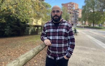 Ekaitz Herrera abadiñarrak irabazi du Augustin Zubikarai nobela beka