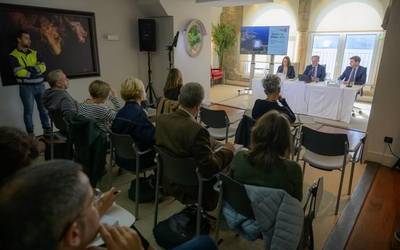 Getxoko kirol-portuaren kudeaketa publikoa izango da emakidadunak uko egin ondoren