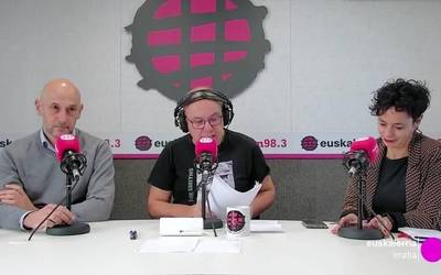 Eskuina, Nafarroako Gobernutik at hamar urte