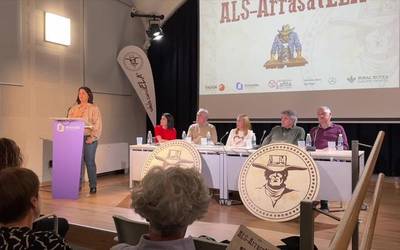 Ikerlariak saretzea, AEAri aurre egiteko motorra