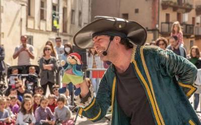 Euskara egoera ahulenean dagoen herrietara iritsiko da Gora Gora Fest kultur zikloa