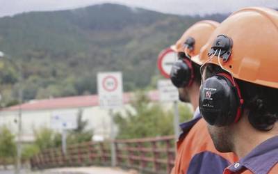 Tubos Reunidos enpresak ez dauka arazorik SEPIko mailegua ordaintzeko, sindikatuen hitzetan