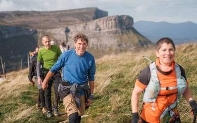 Gorobel Ibilaldiak ehunka mendizale elkartu ditu Ungino eta Tologorri artean