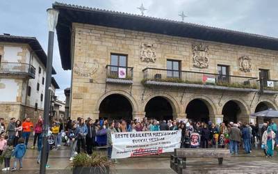 Indarkeria Matxistaren Aurkako Emakume Asanbladak batzar irekia deitu du A25ari begira