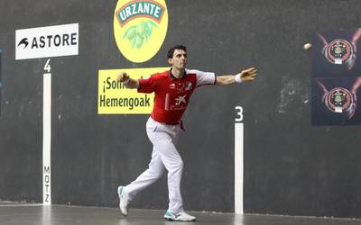 Ezkurdia eta Altuna III.a lau eta erdiko hirugarren postuaren bila Arrasaten