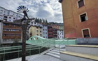 Bihar eskultura berria inauguratuko dute