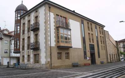 Udaleko hiru lanpostu betetzeko izendapenak