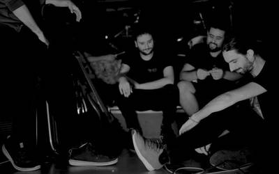 Arrasateko Suggar taldeak 'Nazkatuta' izeneko bideoklipa kaleratu du