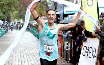 Xabier Labaka: "Orain ari naiz bizitzako markarik onenak egiten"