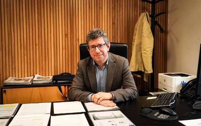 "Euskararekiko indiferentzia gainditzea lortu behar dugu"