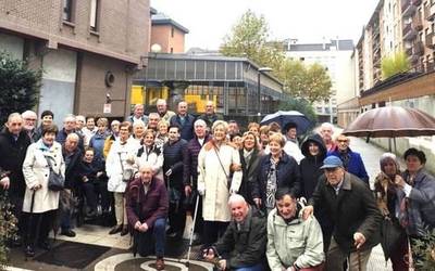 [ARGAZKI GALERIA] 1945eko kintoek elkarrekin bazkaldu zuten atzo Durangon